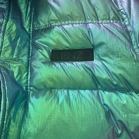 Kenzo short puffer coat in iridescent blue - Picture 2 of 10